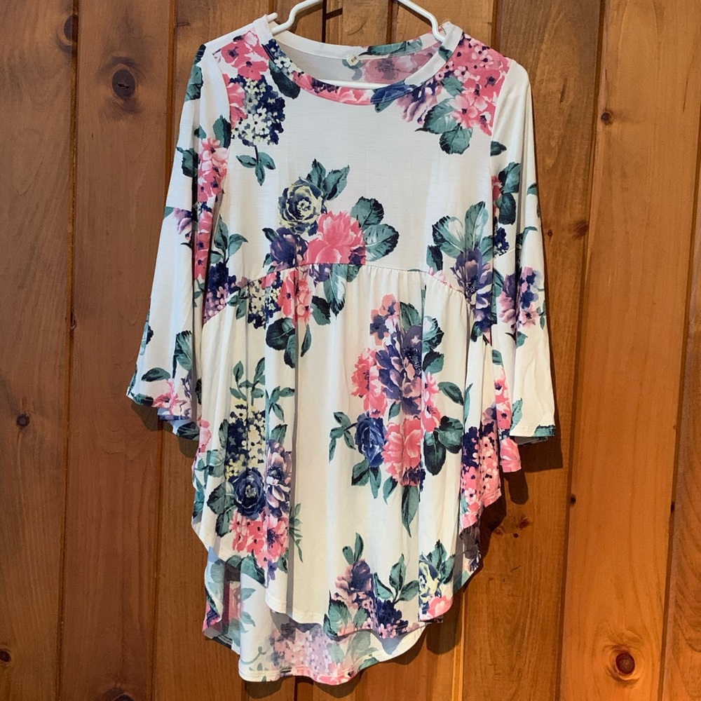 High-low 3/4 Length Bell Sleeved Top